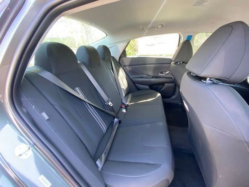 New 2026 Hyundai Elantra Hybrid FWD image 35