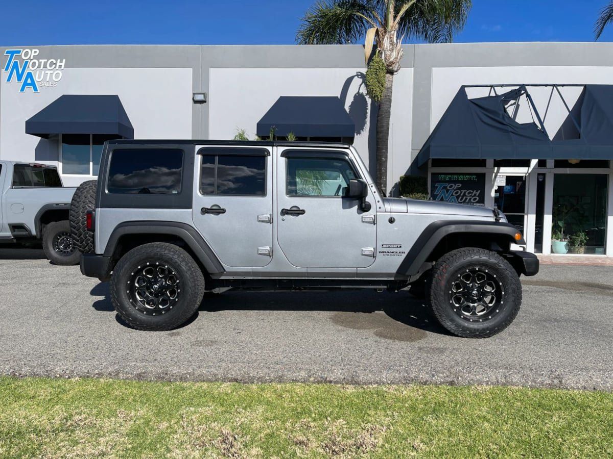 Used 2016 Jeep Wrangler Unlimited Sport w/ Quick Order Package 24S AWD/4WD image 4