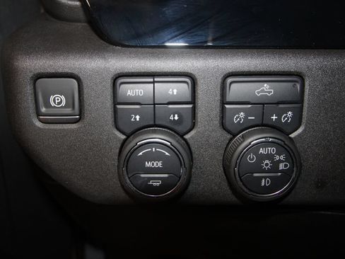 Used 2025 Chevrolet Silverado 1500 RST w/ All Star Edition Plus AWD/4WD image 9
