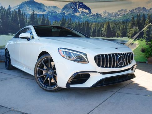 Used 2019 Mercedes-Benz S 560 Sedan image 3