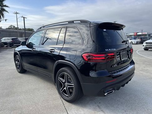 Used 2025 Mercedes-Benz GLB 250 GLB 250 image 7