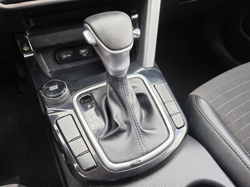 Used 2022 Kia Seltos S FWD image 23