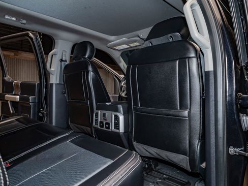 Used 2021 Ford F250 Lariat image 27