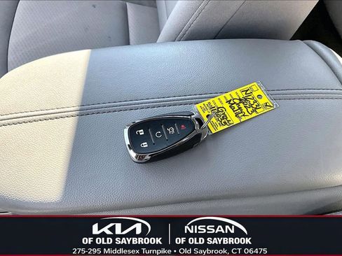 Used 2023 Chevrolet Malibu LT image 33