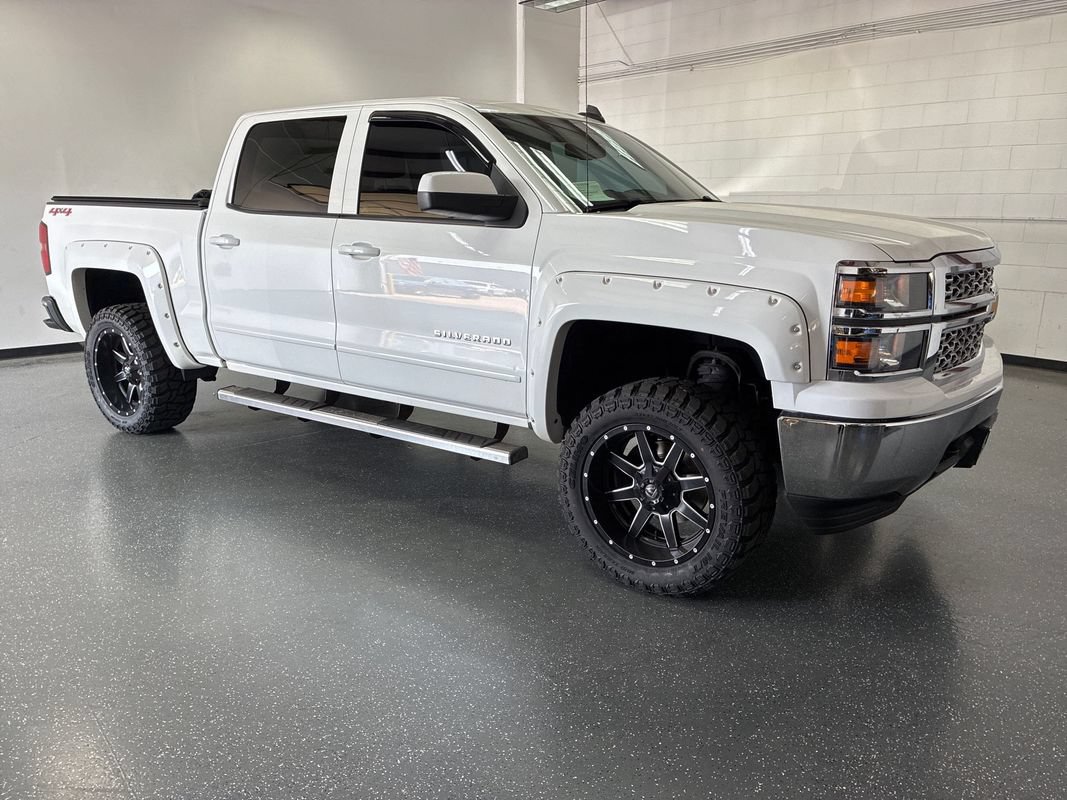 Used 2015 Chevrolet Silverado 1500 LT AWD/4WD image 2
