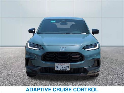 Used 2025 Honda HR-V Sport image 3