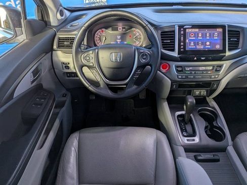 Certified 2017 Honda Ridgeline RTL-T image 15