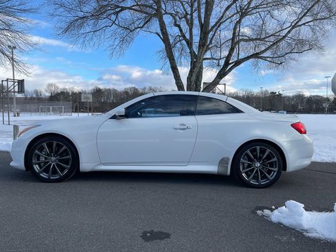 Used 2010 INFINITI G37 Sport image 25