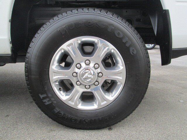 Used 2024 RAM 2500 Big Horn AWD/4WD image 9