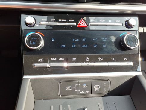 Used 2024 Hyundai Santa Fe XRT AWD/4WD image 22