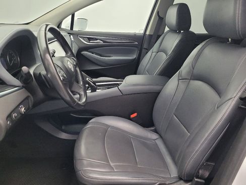 Used 2018 Buick Enclave Essence image 17