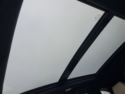 Certified 2025 Acura RDX SH-AWD image 31