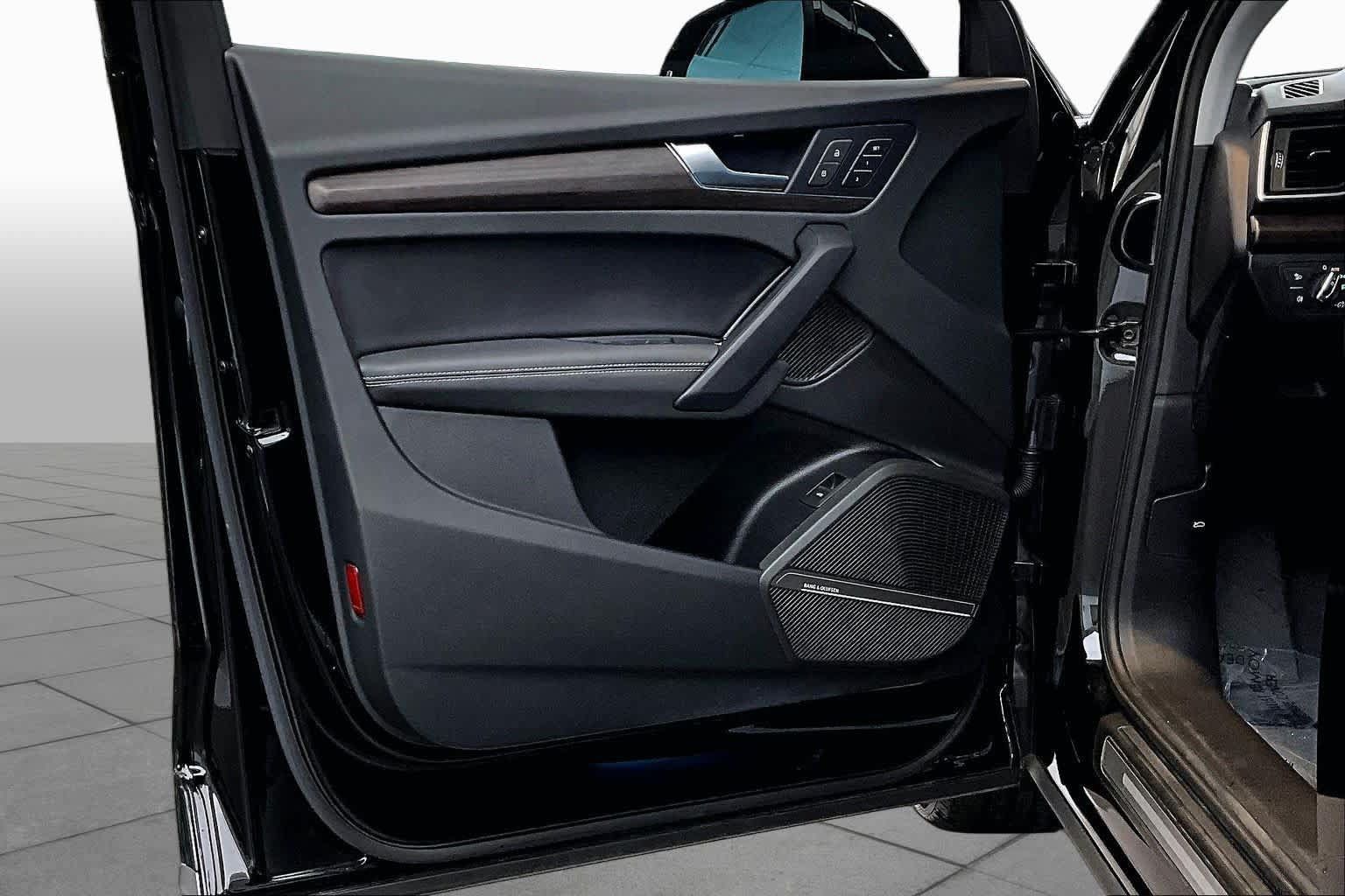 Used 2024 Audi Q5 2.0T Premium Plus AWD/4WD image 22