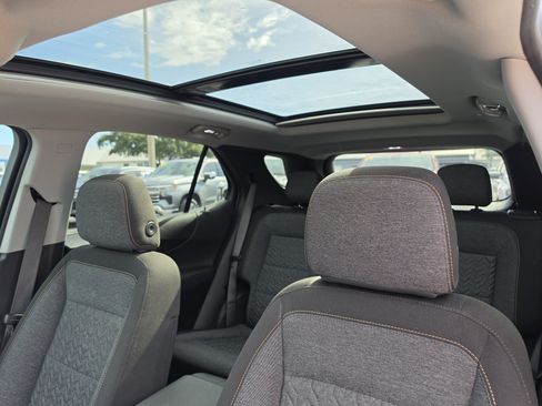 Used 2022 Chevrolet Equinox LT FWD image 27