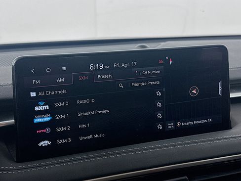 Used 2025 Genesis G70 2.5T image 21