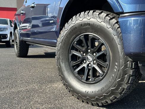 Used 2015 Ford F150 Platinum w/ Equipment Group 701A Luxury image 20