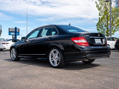 Used 2011 Mercedes-Benz C 300 4MATIC Sedan image 10