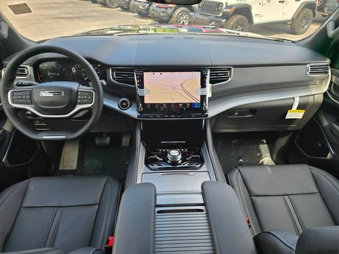 New 2026 Jeep Grand Wagoneer L Limited AWD/4WD image 6