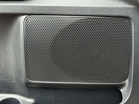 Used 2010 Toyota Tundra 4x4 Double Cab image 23