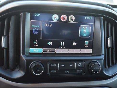 Used 2015 Chevrolet Colorado Z71 image 29