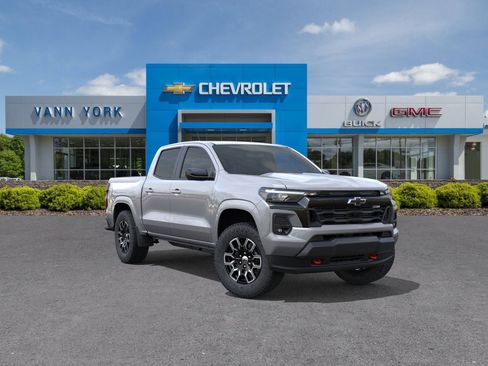 Used 2026 Chevrolet Colorado Z71 w/ Technology Package AWD/4WD image 25