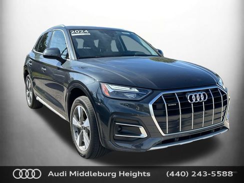 Used 2023 Audi Q5 2.0T Premium w/ Convenience Package AWD/4WD image 1