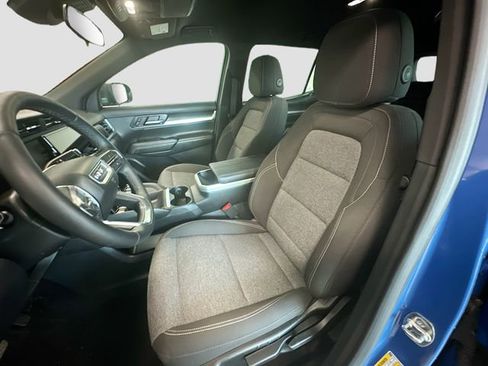 Used 2025 GMC Terrain Elevation w/ Black Edition image 20