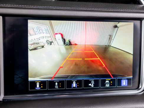 Used 2024 GMC Yukon XL Denali w/ Max Trailering Package image 11