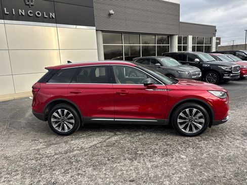 Certified 2022 Lincoln Corsair Reserve w/ Equipment Group 201A image 8