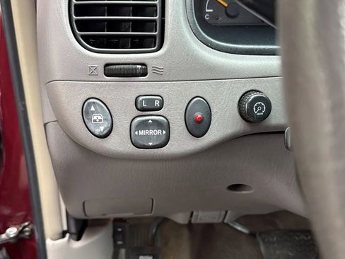 Used 2004 Toyota Tundra SR5 image 13