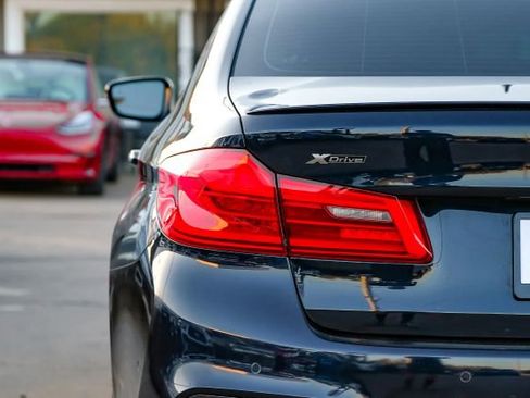 Used 2018 BMW M550i xDrive image 58