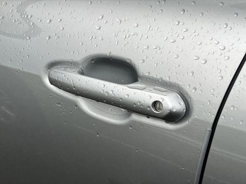 Certified 2022 Toyota Highlander XSE image 17