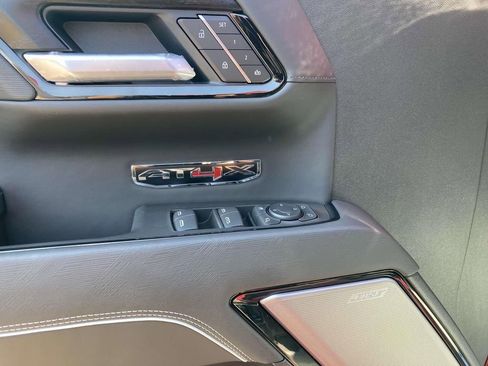 New 2025 GMC Sierra 1500 AT4X AWD/4WD image 15