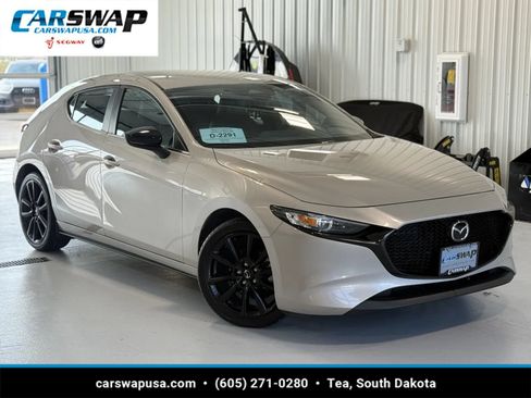 Used 2024 MAZDA MAZDA3 s FWD image 1