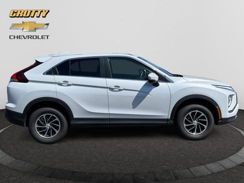 Used 2024 Mitsubishi Eclipse Cross ES image 6