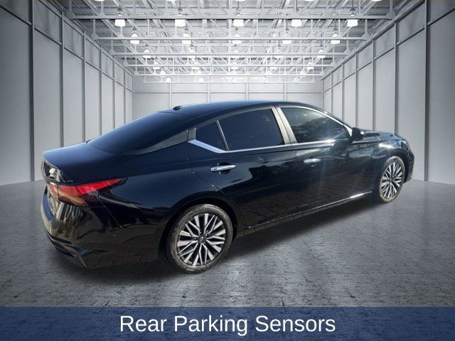 Used 2025 Nissan Altima 2.5 SV FWD image 2