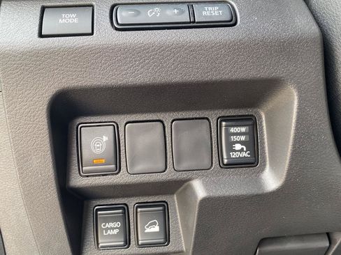 Used 2024 Nissan Frontier PRO-4X w/ Pro Convenience Package AWD/4WD image 37