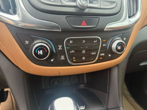 Used 2018 Chevrolet Equinox Premier image 27