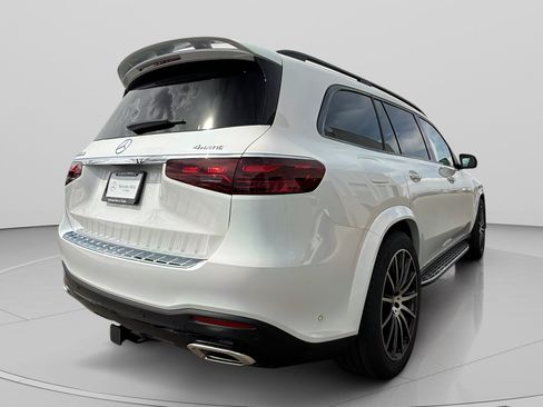 New 2026 Mercedes-Benz GLS 580 4MATIC image 5