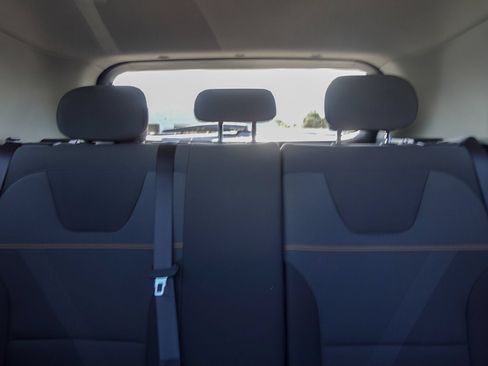 Used 2025 Kia Niro LX FWD image 13