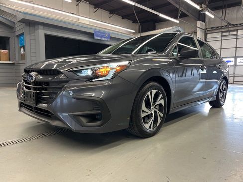 Certified 2025 Subaru Legacy image 3