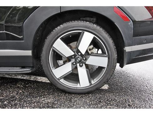 Certified 2024 Hyundai Santa Fe Limited AWD/4WD image 32