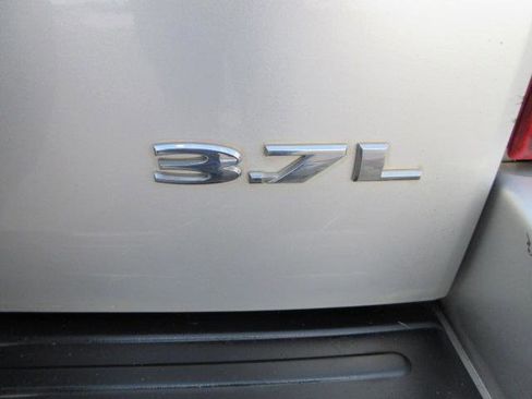 Used 2006 Jeep Liberty Sport AWD/4WD image 39