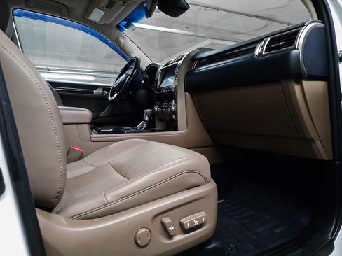 Used 2021 Lexus GX 460 Premium image 34