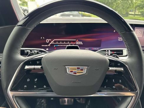 Used 2025 Cadillac Escalade Sport w/ Touring Package AWD/4WD image 29