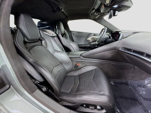 Used 2023 Chevrolet Corvette Stingray Premium Cpe w/ Body-Color Dual Roof Package RWD image 26