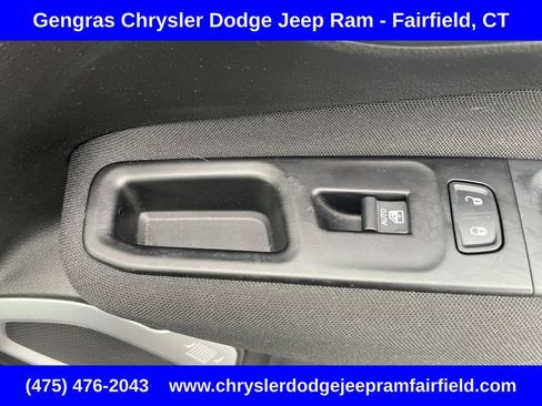 Certified 2021 Jeep Renegade Latitude AWD/4WD image 18