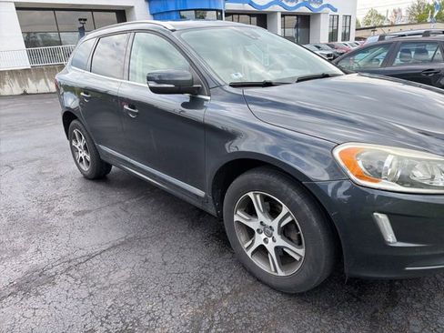 Used 2015 Volvo XC60 T6 Premier Plus AWD/4WD image 2