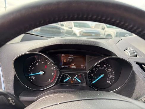 Used 2019 Ford Escape Titanium image 22