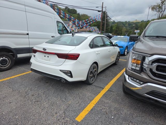 Used 2021 Kia Forte LXS FWD image 3